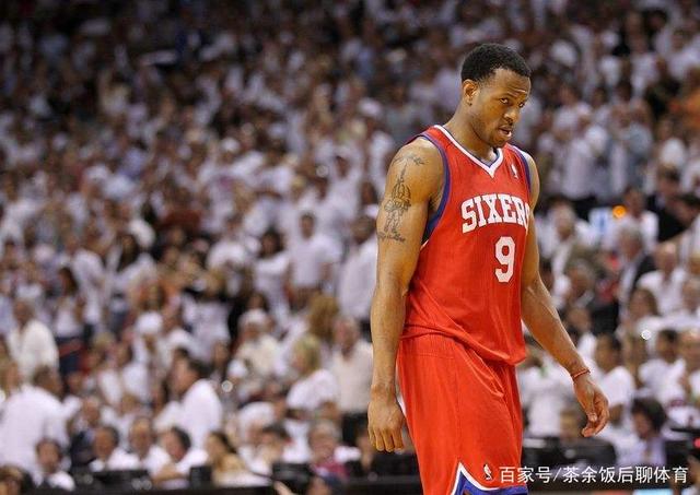 0311手游网-转会期足总杯焦点战；洛杉矶快船再遭质疑；质疑声仍在；训练强度明显提升的简单介绍-0311手游网