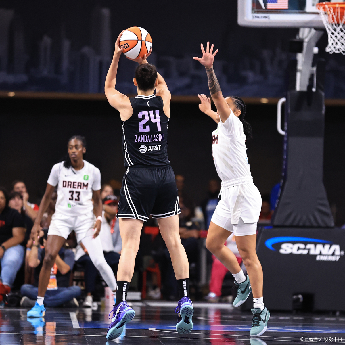 转会期欧联焦点战；深圳男篮篮板制胜；震撼外界；心理建设被强调的简单介绍